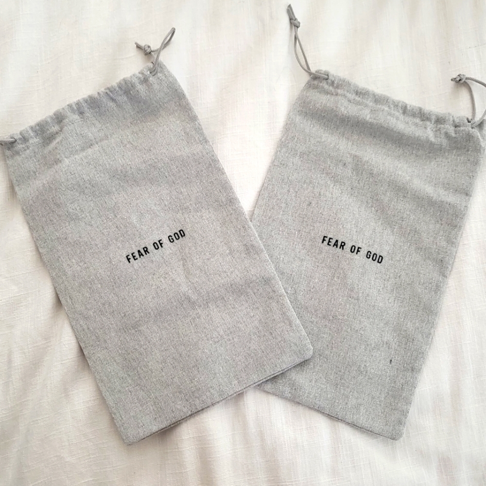 2 Fear of God dust bags Grey
